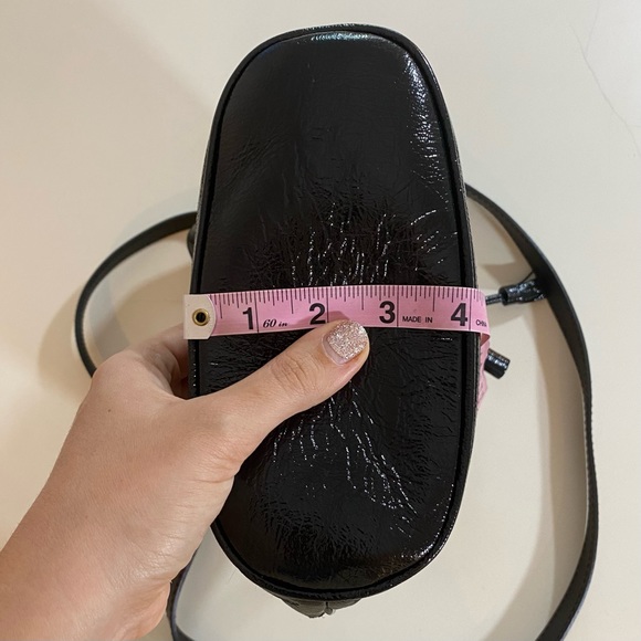 Gucci Suede Ophidia Bucket Bag With Web Detail - Picture 15 of 17